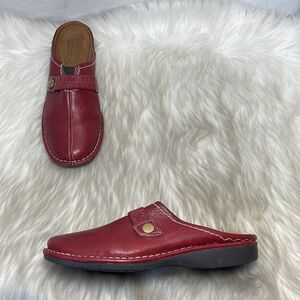 Naturalizer N5 Relieve Red Leather Mules Sz 7.5